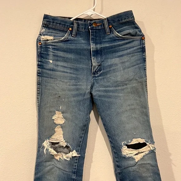 Vintage Cowboy Cut Wrangler Jeans - Picture 3 of 10